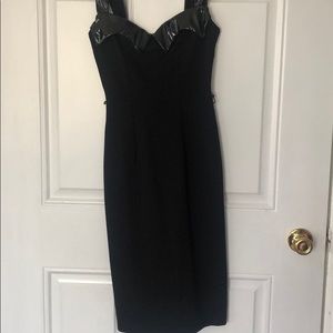 Black bodycon dress